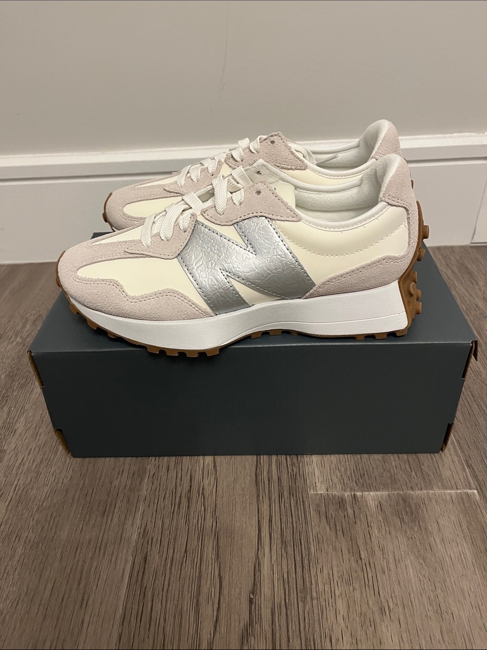 New Balance 327 sneaker. US womens size 7. Beige. Grey. Silver. New in box.